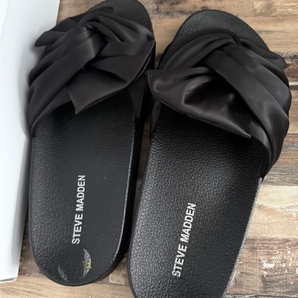 Steve Madden Black Satin Knot Sandals